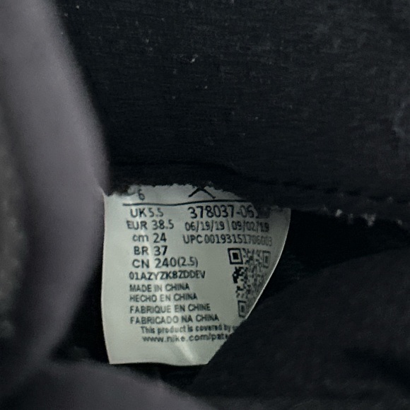 Air Jordan 11 Retro 'Bred' 2019 M size 6 - Picture 6 of 6